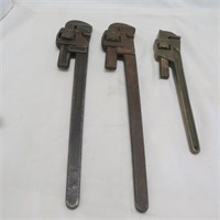 Pipe Wrenches - Trim Q (1) - Rust / Worn - Vintage