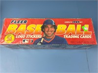 SEALED FLEER 1989 BASEBALL TRADING CARDS SET