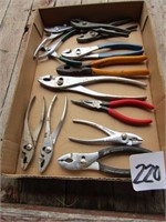 12 PAIRS OF PLIERS
