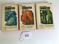 Isaac Isimov. Foundation Trilogy. 1st Paperback.