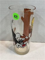 Sylvester and Tweety Pepsi character glass