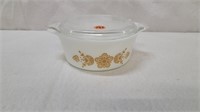 PYREX BUTTERFLY GOLD WITH LID