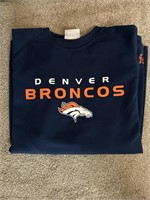 Denver Broncos sweatshirt size large