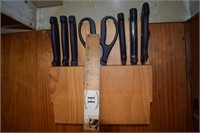Wall Knife Holder w/ Knives