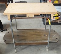 ROLLING TABLE