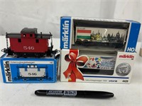 Vintage Marklin Train Cars