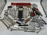 BOX OF MISCELLANEOUS TOOLS