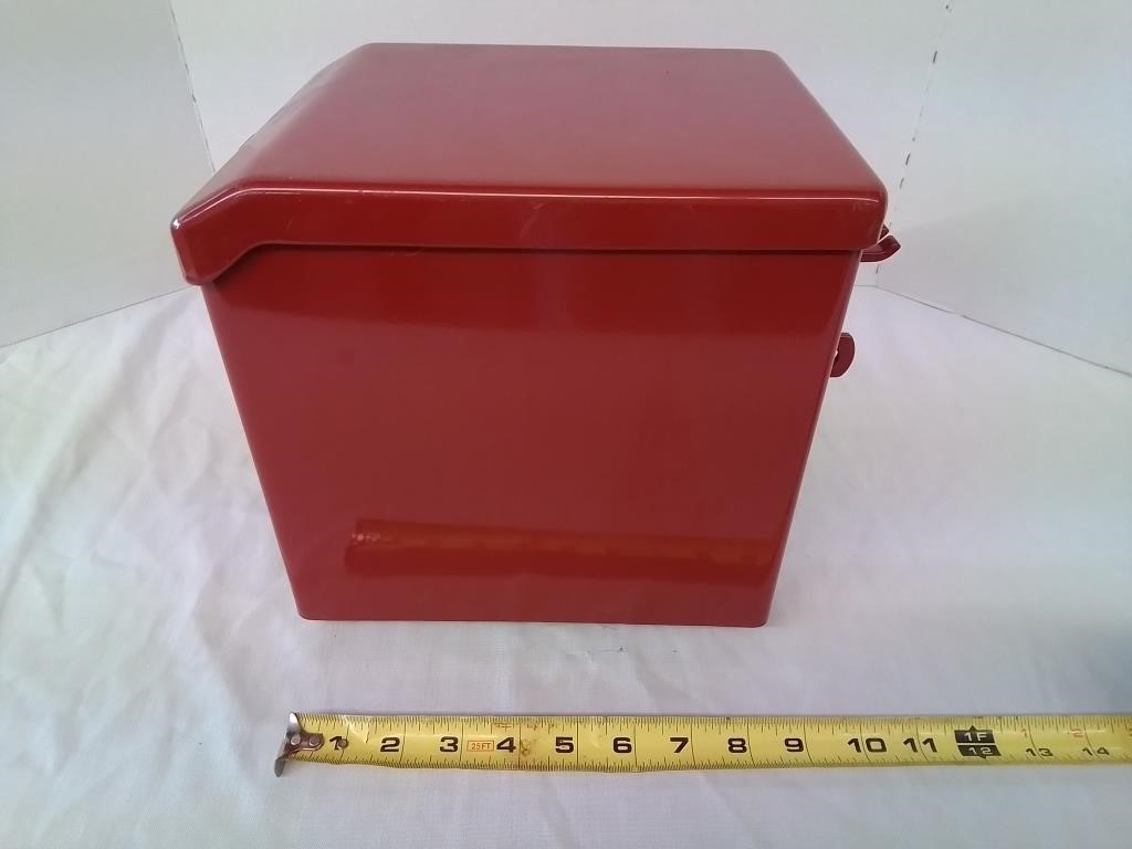 Battery box