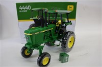 JOHN DEERE 4440 HI-CROP TRACTOR ERTL 1/16