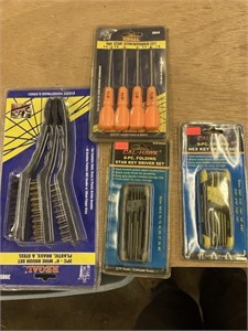 3 piece wire brush & 4 star screwdriver set & 9 pc