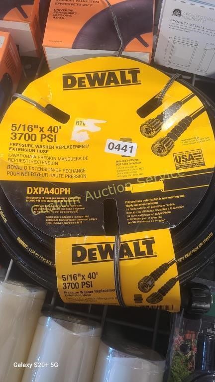 DEWALT 5/16" X 40' 3700 PSI PRESSURE WASHER