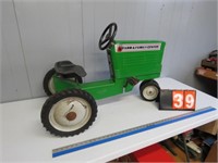 SCALE MODELS, CENTRAL TRACTOR, DIE CAST PEDAL
