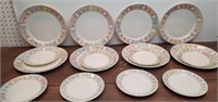 16 Corelle Mirage Dinnerware plates