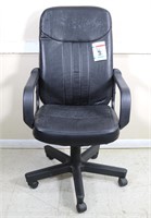 Deluxe Leather Office Chair