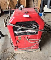 Lincoln Electric - Arc Welder