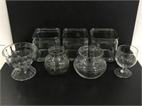 Lot of 7 pieces of glassware