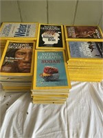 LARGE LOT OF NATIONAL GEOGRAPHIC - OVER 160