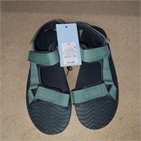 Cat and Jack Kids Size 4 Green Sandals - Brand New