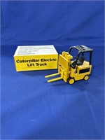 Replica Caterpillar Electric Lift Truck