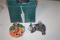 Fitz and Floyd Cat and Pumpkin S&P shakers