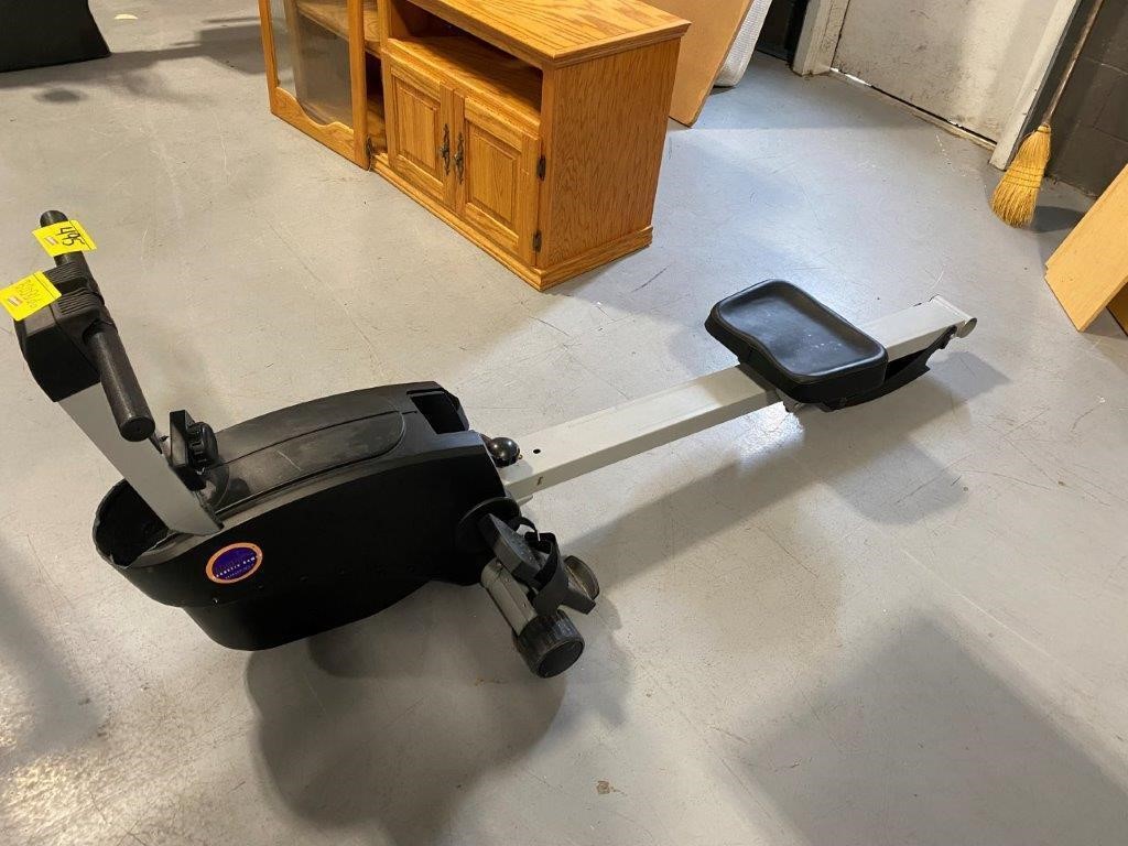 ROWING EXERCISE MACHINE