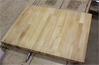 1 1/2" MAPLE CUTTING BOARD WITH LEGS, APPROX