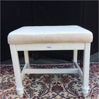 Eggshell Bench with Cushion
