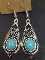 Turquoise style earrings