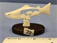 3.5" Salmon with relief carved bear on inside, ant
