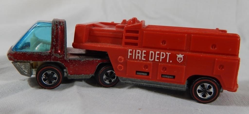 1969 Hot Wheels Redline Fire Dept Engine