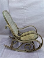 PUO Bent Wood Rocking Chair