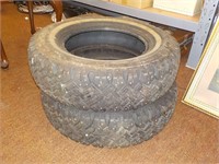 2 Studded tires 185 75/R14