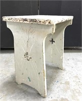 Antique clover notched stool