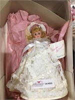 Madame Alexander "Antique Angel Tree Topper