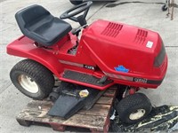 NOMA 18hp Riding Lawn Mower. For parts or repair.