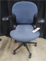 DESK CHAIR