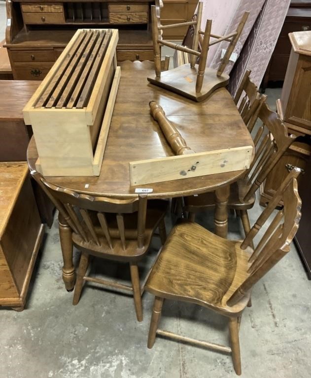 Horning Rustic Country Dining Table W/ 6 Chairs.