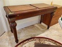 BRASS ACCENT SMALL DESK