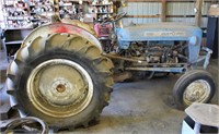 Ford 601 Select-O- Speed-Parts Tractor
