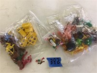 VINTAGE PLASTIC CHILDS TOYS