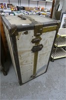 Steamer Trunk Travel Suitcase - Reading Pa