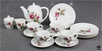 Child's Porcelain Tea Set / 15 pc