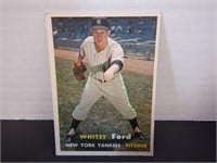 1957 TOPPS WHITEY FORD #25 (CORNER CREASE)