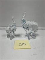 Art glass elephant sculptures