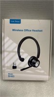 Wireless office headset