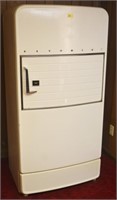 VINTAGE HOTPOINT FREEZER (UNTESTED)