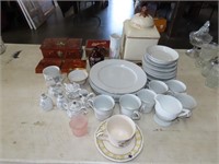 Table Lot of Misc (Dishes & Trinket Boxes)