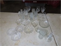 Table Lot of Clear Glass