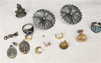 Vintage jewelry lot, some sterling,