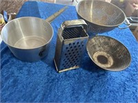 Vtg colander, strainer, sifter & pan